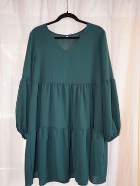 V-Neck Teal Tiered Long-Sleeve Dress